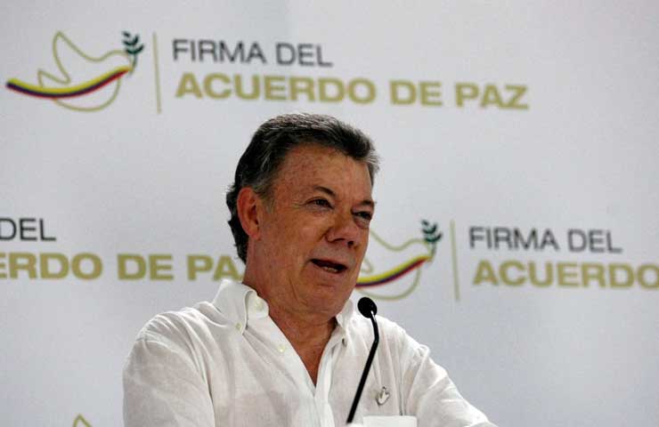 Juan Manuel Santos prorroga cese al fuego con FARC hasta el 31 de diciembre
